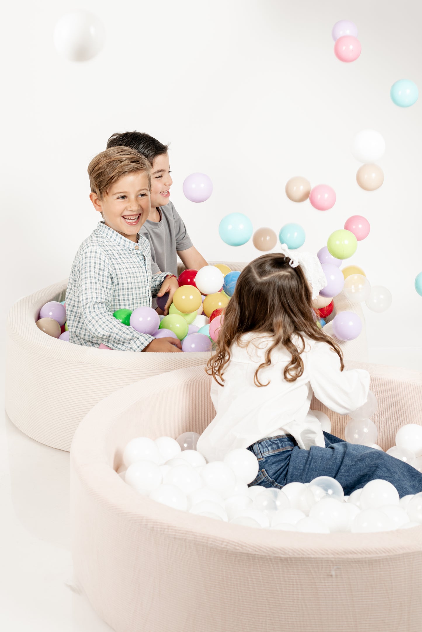 Alberca de Pelotas Ivory + 150 Pelotas